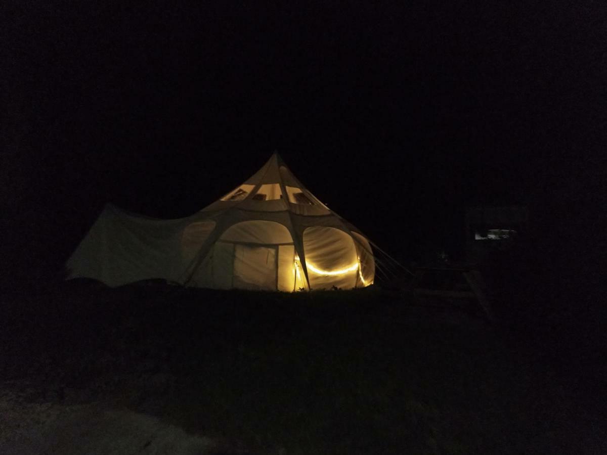 Arkeo - Luxury Tents And Cabins At The River Nonceveux Eksteriør bilde